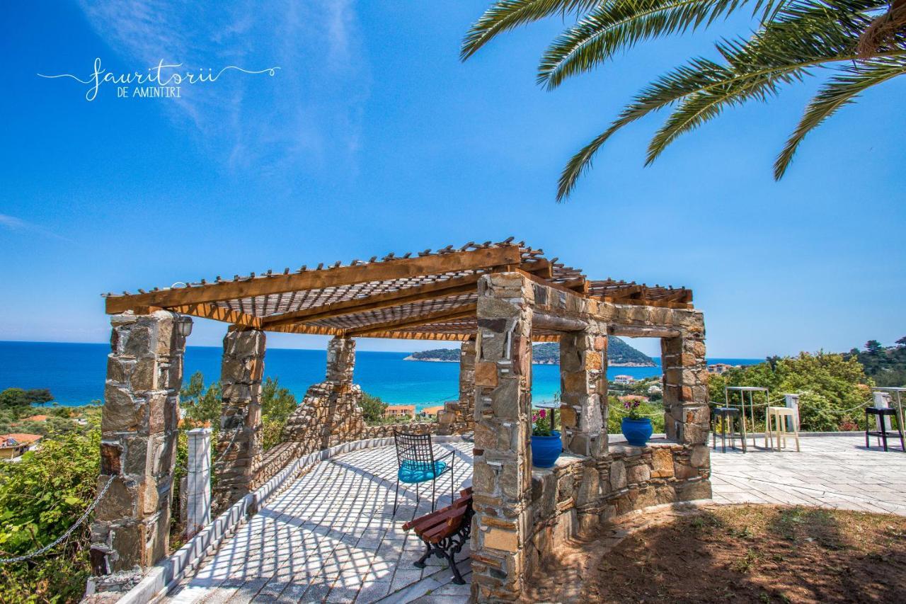 Kinira Beach Hotel מראה חיצוני תמונה