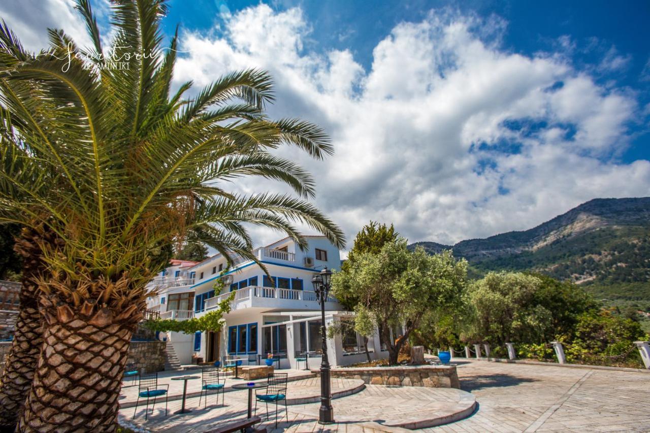 Kinira Beach Hotel מראה חיצוני תמונה