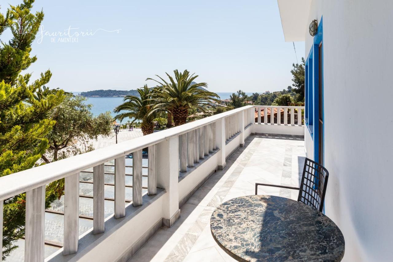 Kinira Beach Hotel מראה חיצוני תמונה