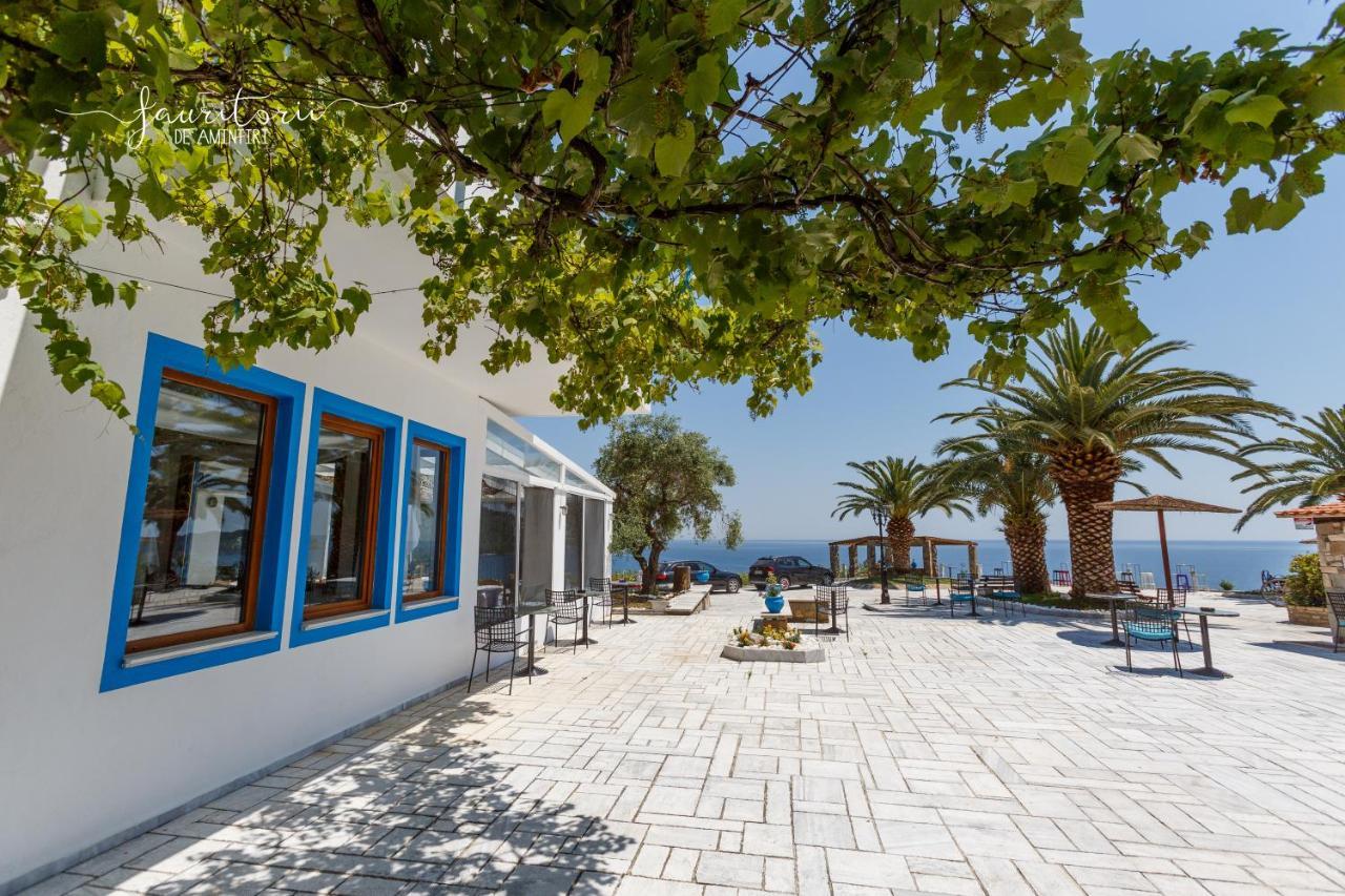 Kinira Beach Hotel מראה חיצוני תמונה