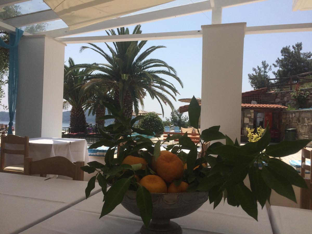 Kinira Beach Hotel מראה חיצוני תמונה
